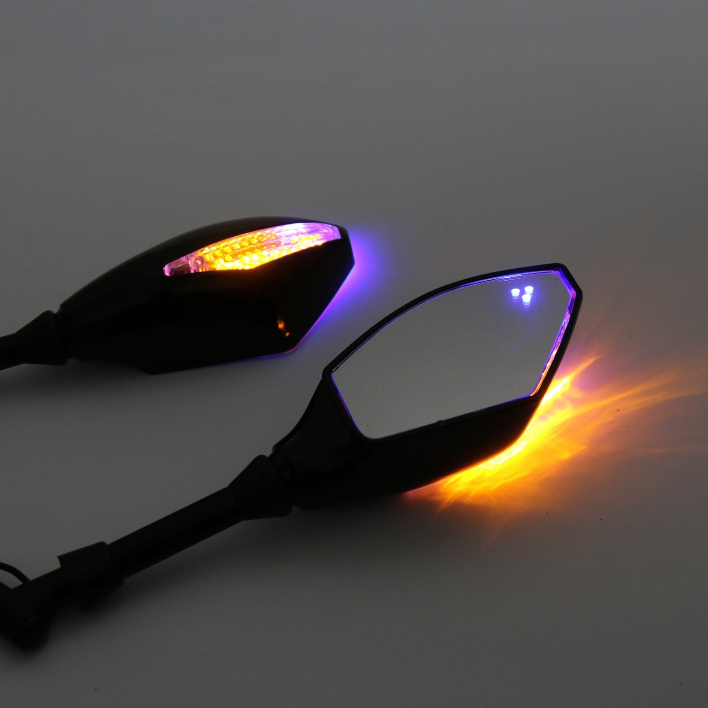 Paire de clignotants LED intégrés pour motos de 10 mm avec rétroviseurs