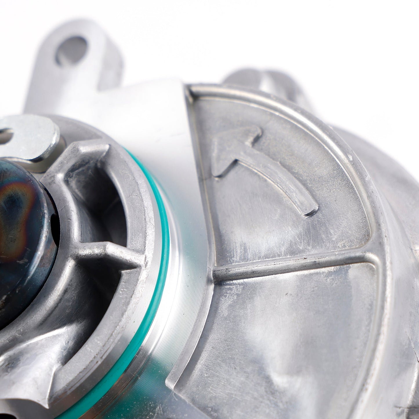 2004/05-2009/05 Pompe à vide Audi A6 C6 06E145100T 6151133