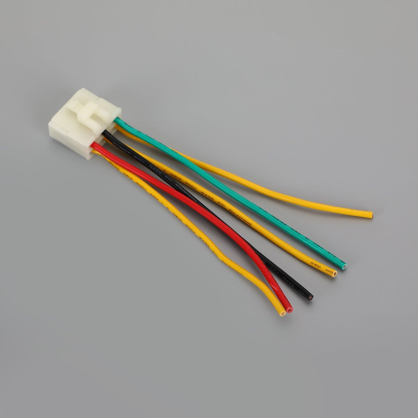 Connecteur de régulateur redresseur pour Honda NX125 Kawasaki ZZR600 ZR-7
Associé