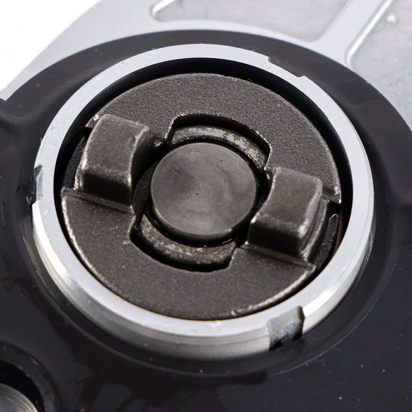 Pompe à vide Audi A3 A4 B7 A6 C6 2.0 TDI 03G145209C V100727