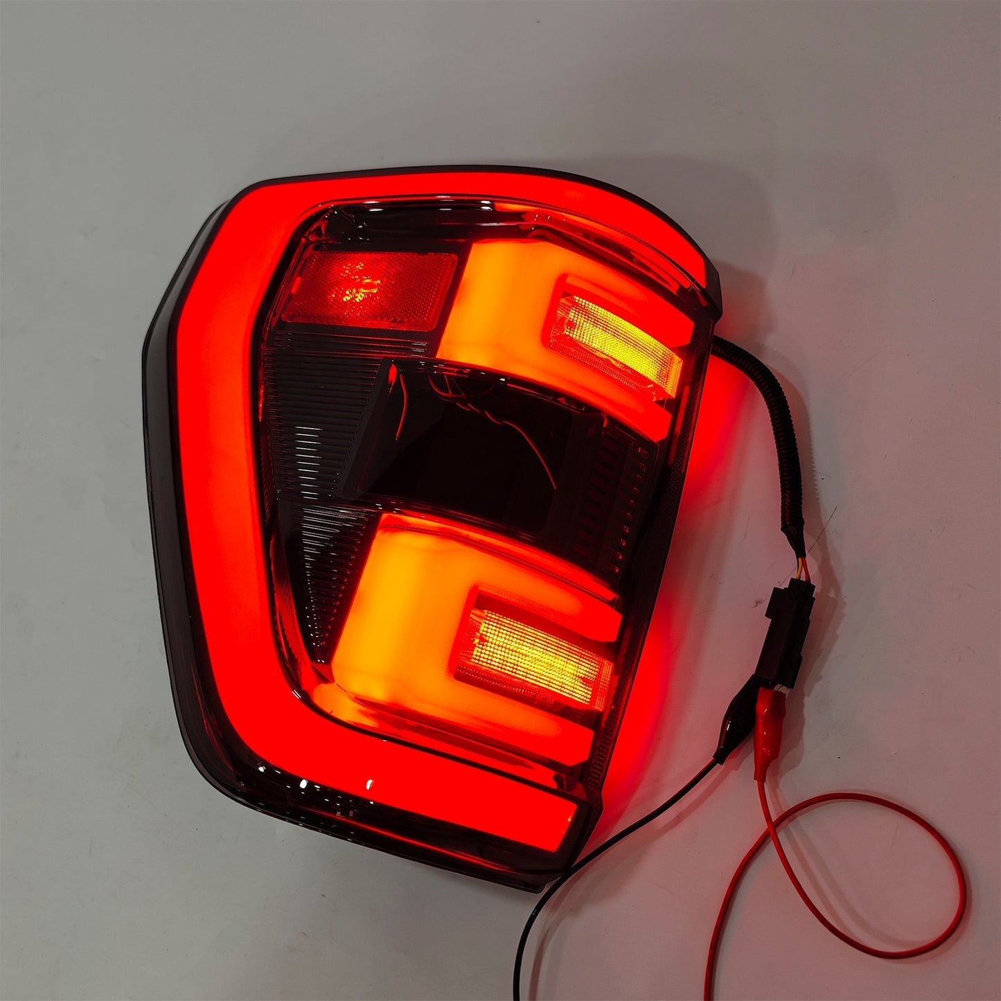 Feux arrière gauche et droit à incandescence style Raptor pour Ford F150 (2021) FO2818159