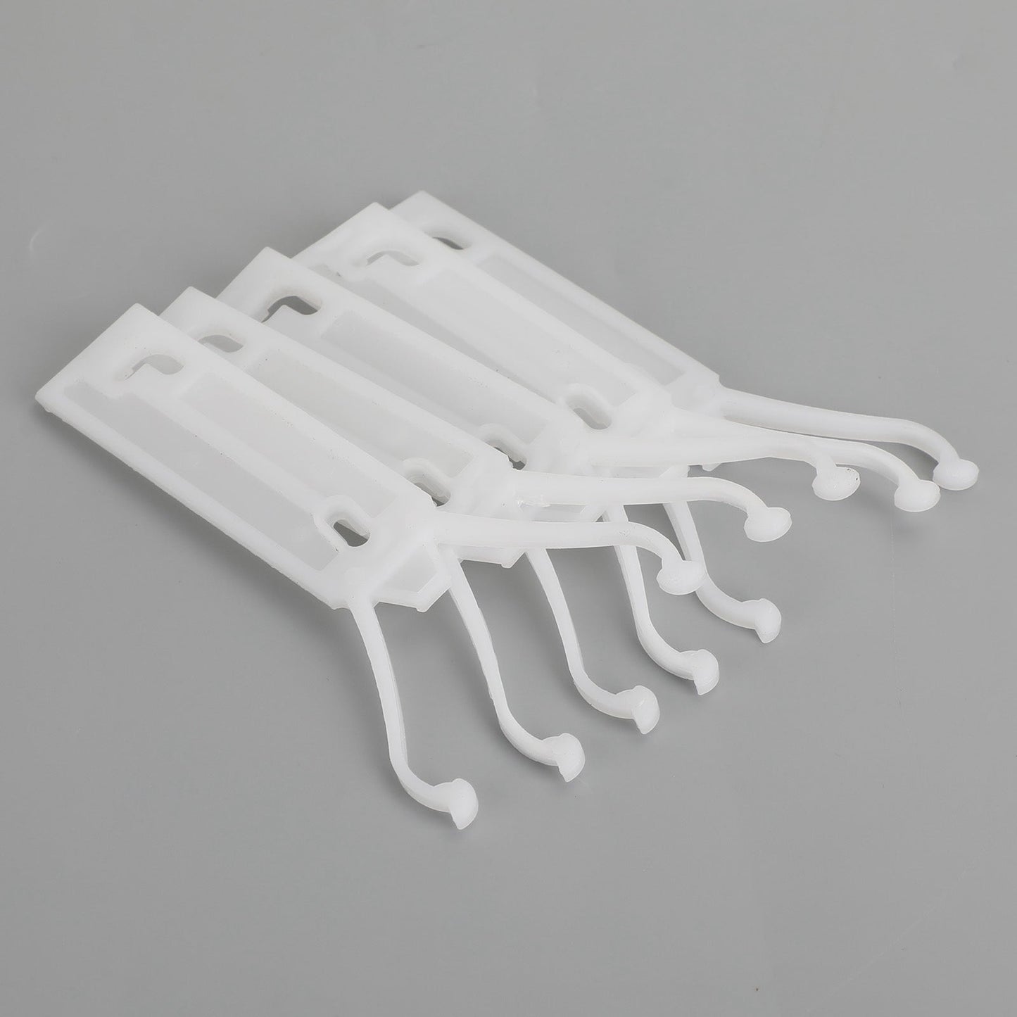Chevy Caprice Classic 2 portes (carrosserie BN47) 1980-1982, 1984-1987 : 5 pièces de fixation pour garniture de custode de porte avant, de garde-boue avant et de custode arrière, 20631034 et 20151449