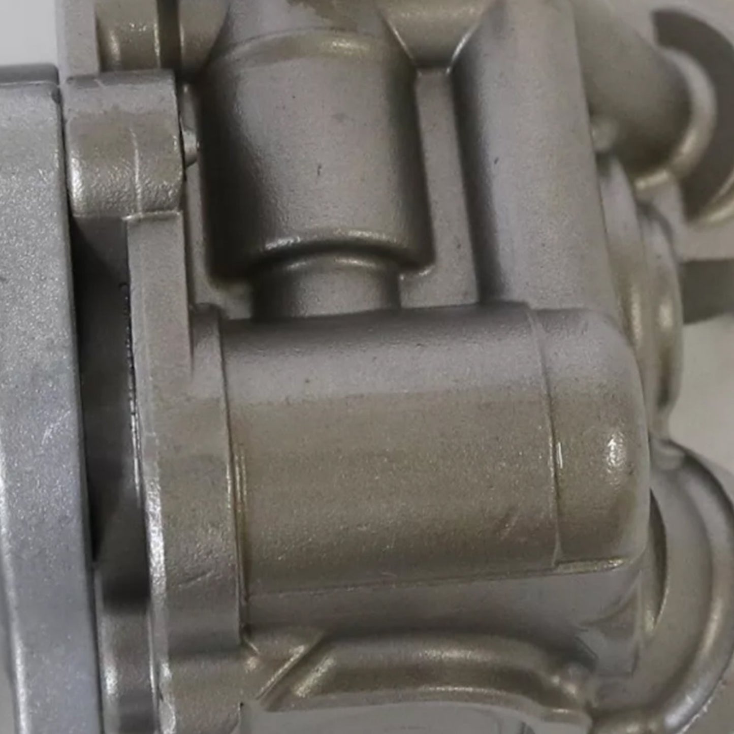 2012-2015 Mercedes-Benz C250 SLK250 1.8L L4 High Pressure Fuel Pump A2710703701