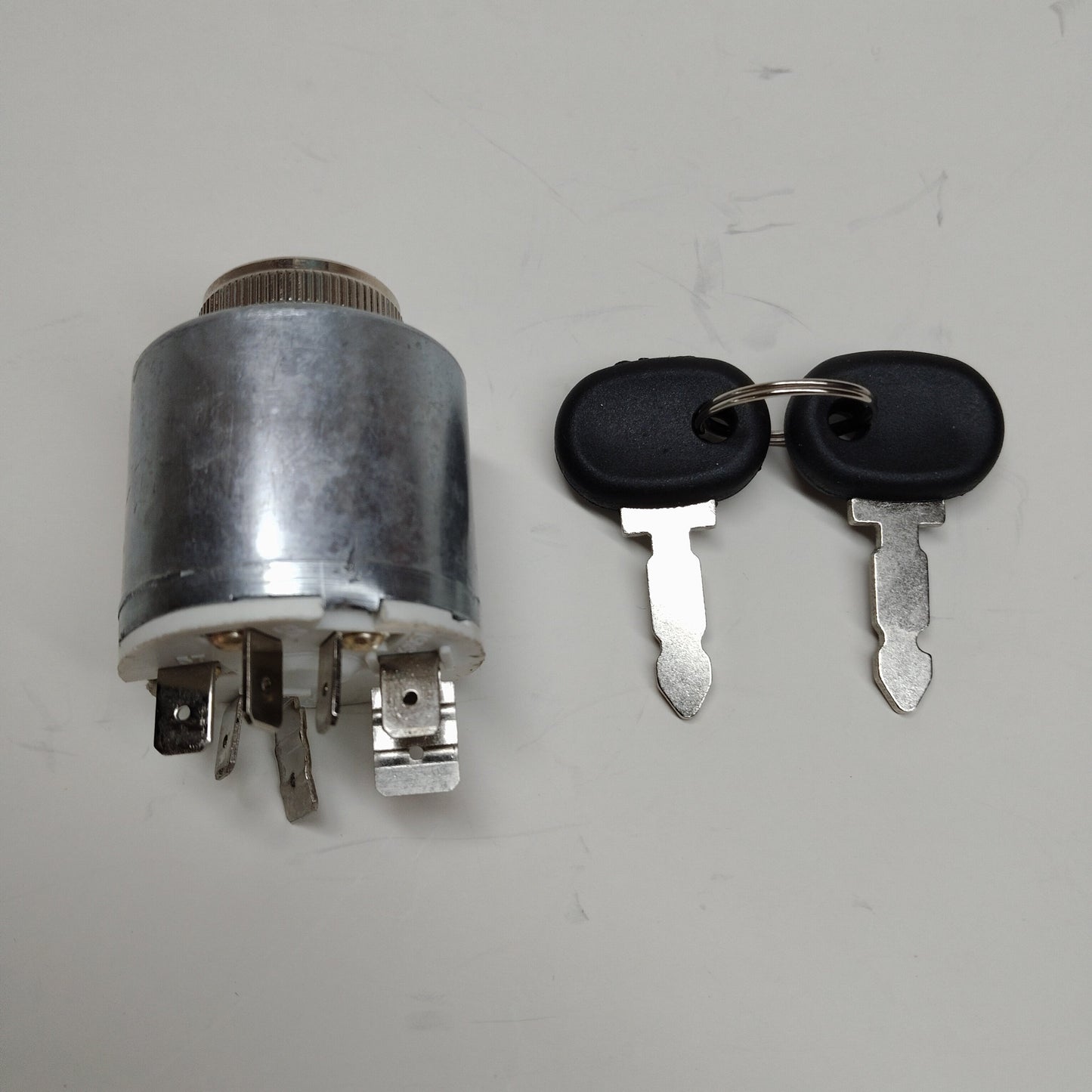 Interruptor de encendido con llaves para tractor New Holland COBO 14159000 5146155 5129862