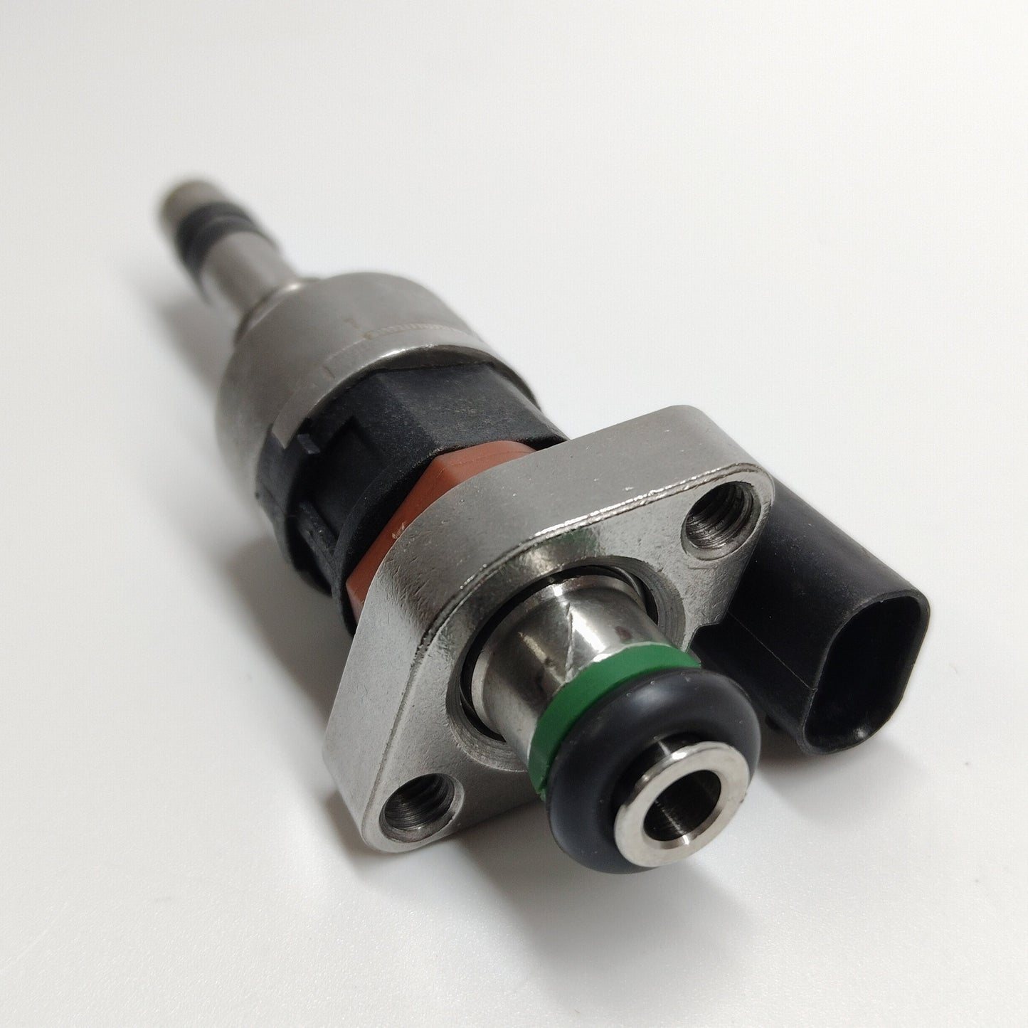 2016-2019 Buick Encore Base, Essence, Preferred, Sport Touring 55577403 17067220402 Fuel Injector