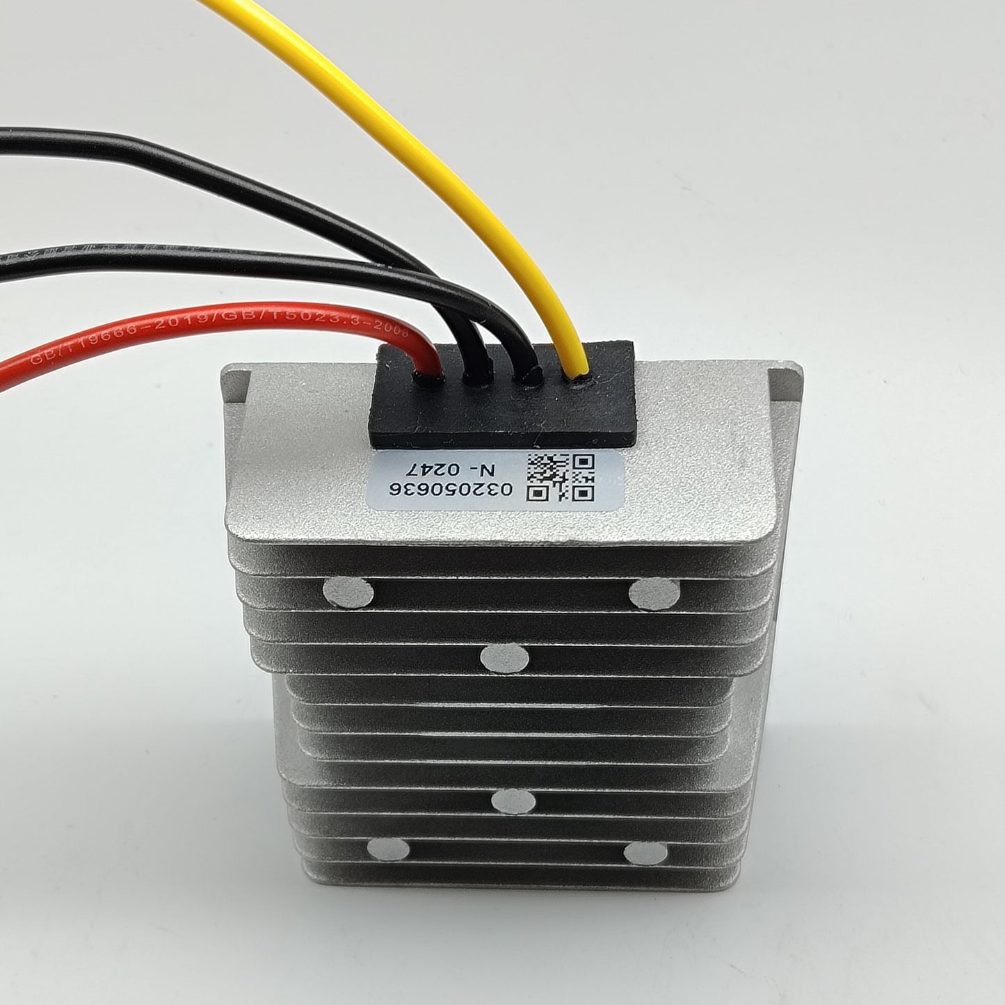 Convertidor/regulador reductor de potencia CC/CC de 12 V/24 V a 6 V, 30 A, 180 W, resistente al agua