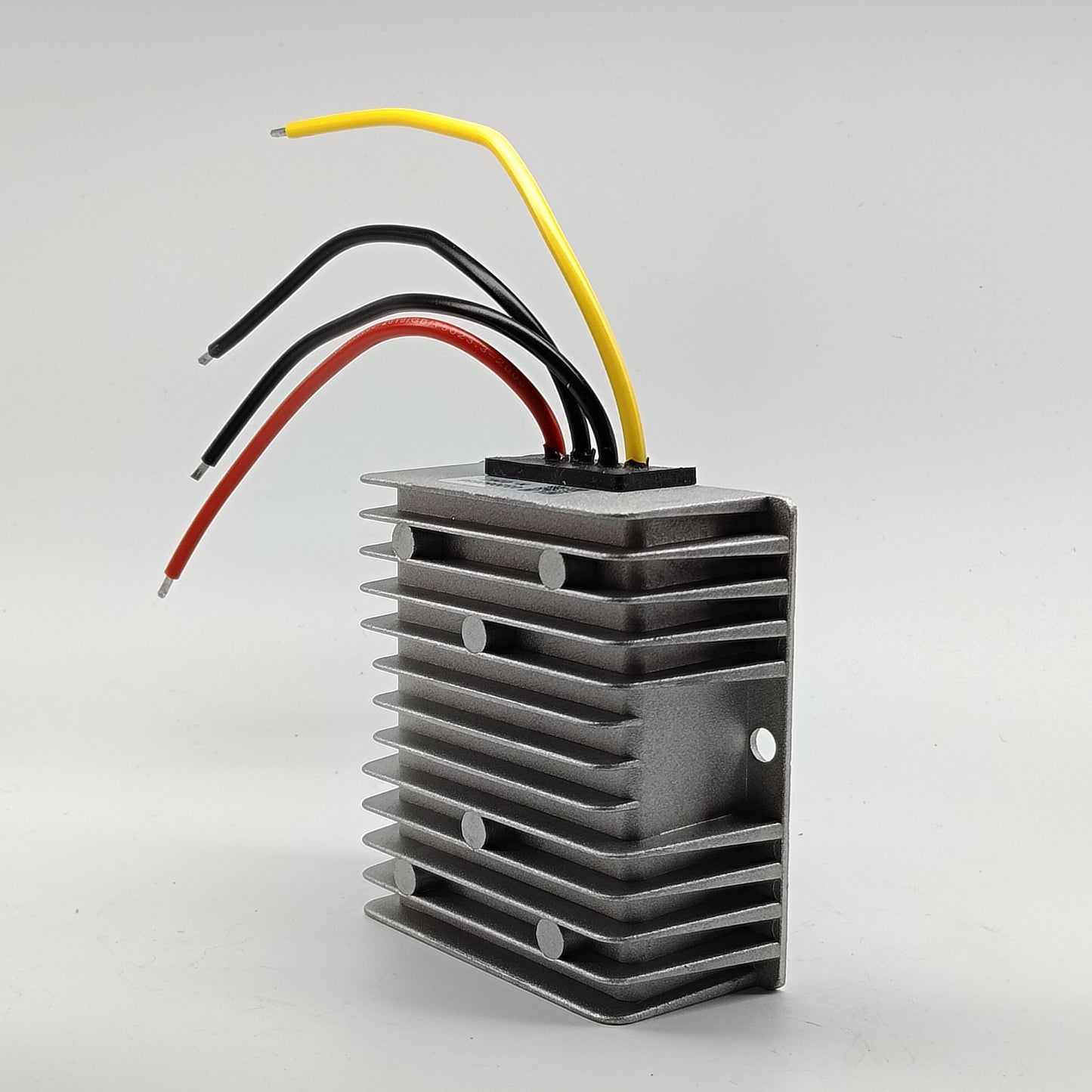 Convertidor/regulador reductor de potencia CC/CC de 12 V/24 V a 6 V, 30 A, 180 W, resistente al agua
