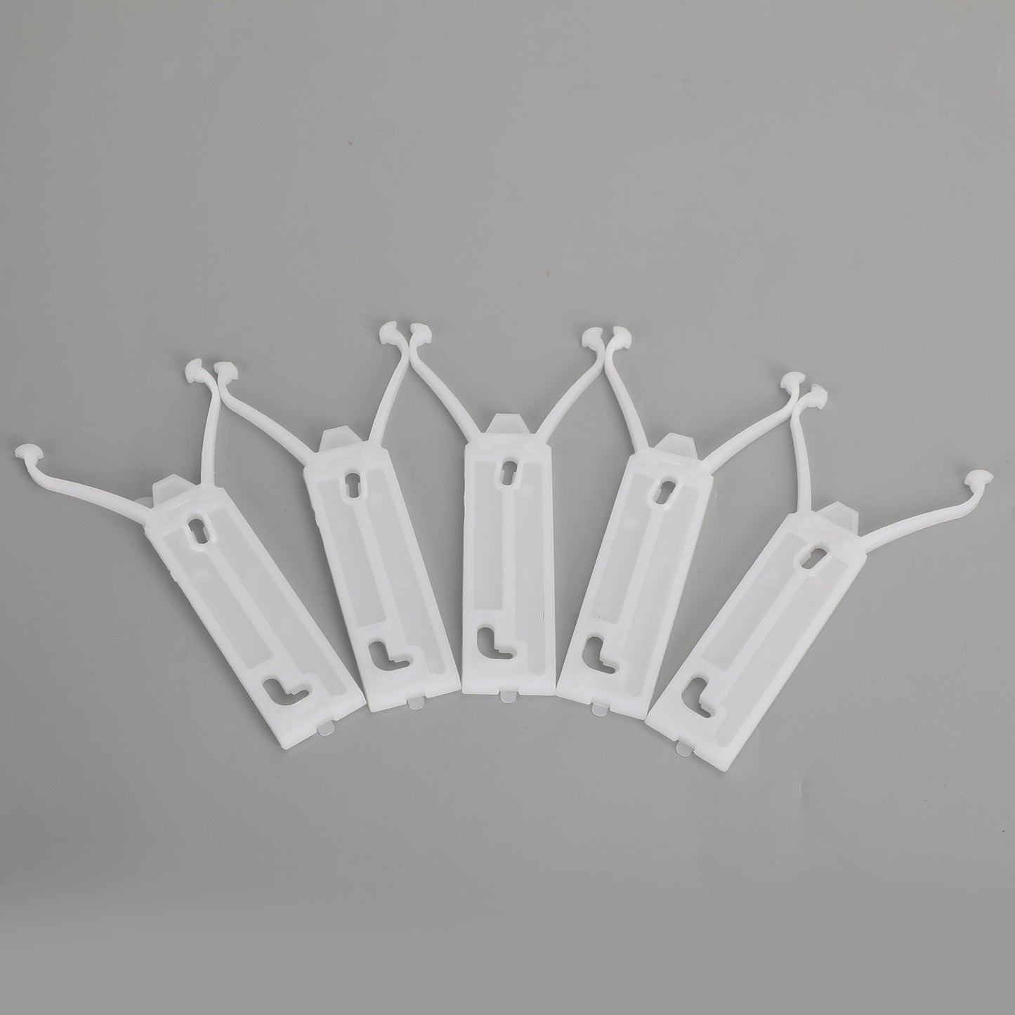 Chevy Caprice Classic 2 portes (carrosserie BN47) 1980-1982, 1984-1987 : 5 pièces de fixation pour garniture de custode de porte avant, de garde-boue avant et de custode arrière, 20631034 et 20151449