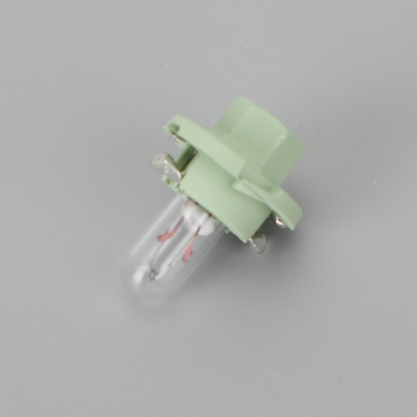 Lot de 10 ampoules d'instruments de voiture d'origine OSRAM 2352MFX6 12 V 2 W BX8.4d