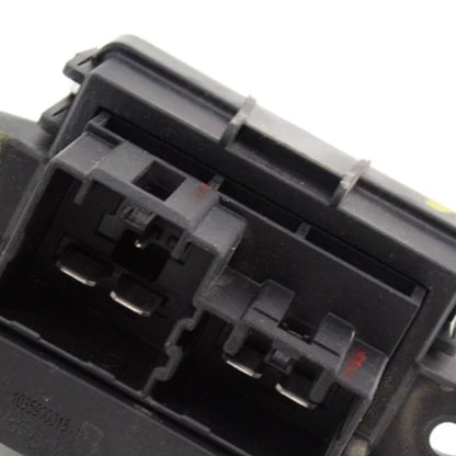 2016-2018 Ford Edge DG9H19E624AA HVAC Heater Blower Regulator Resistor