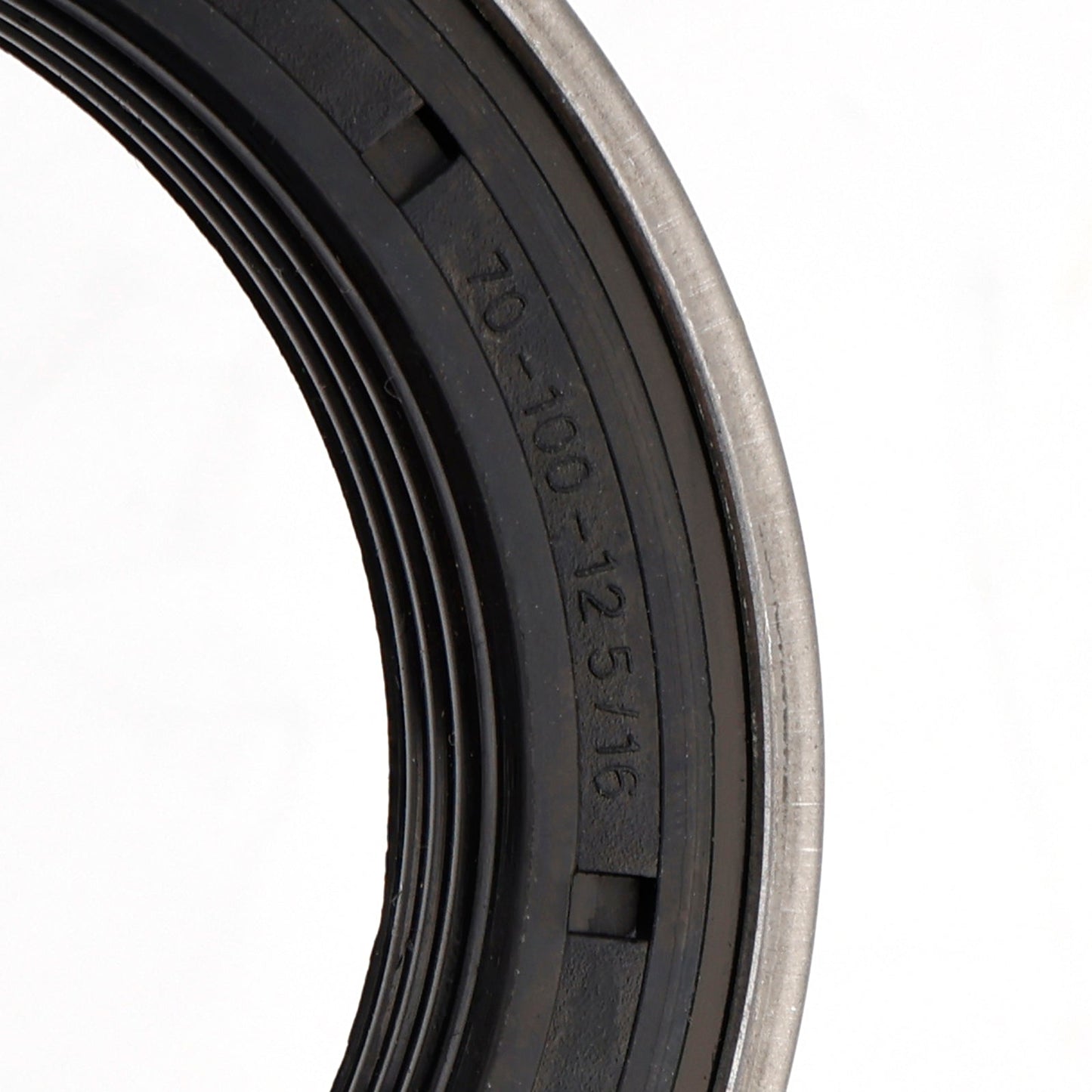 2007-2022 Cummins 6.7L 4890832 Upgrade New Front Crankshaft Oil Seal