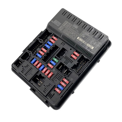 2013-2018 Nissan Altima 284B7-3TS0A IPDM BCM Engine Control Unit Fuse Box
