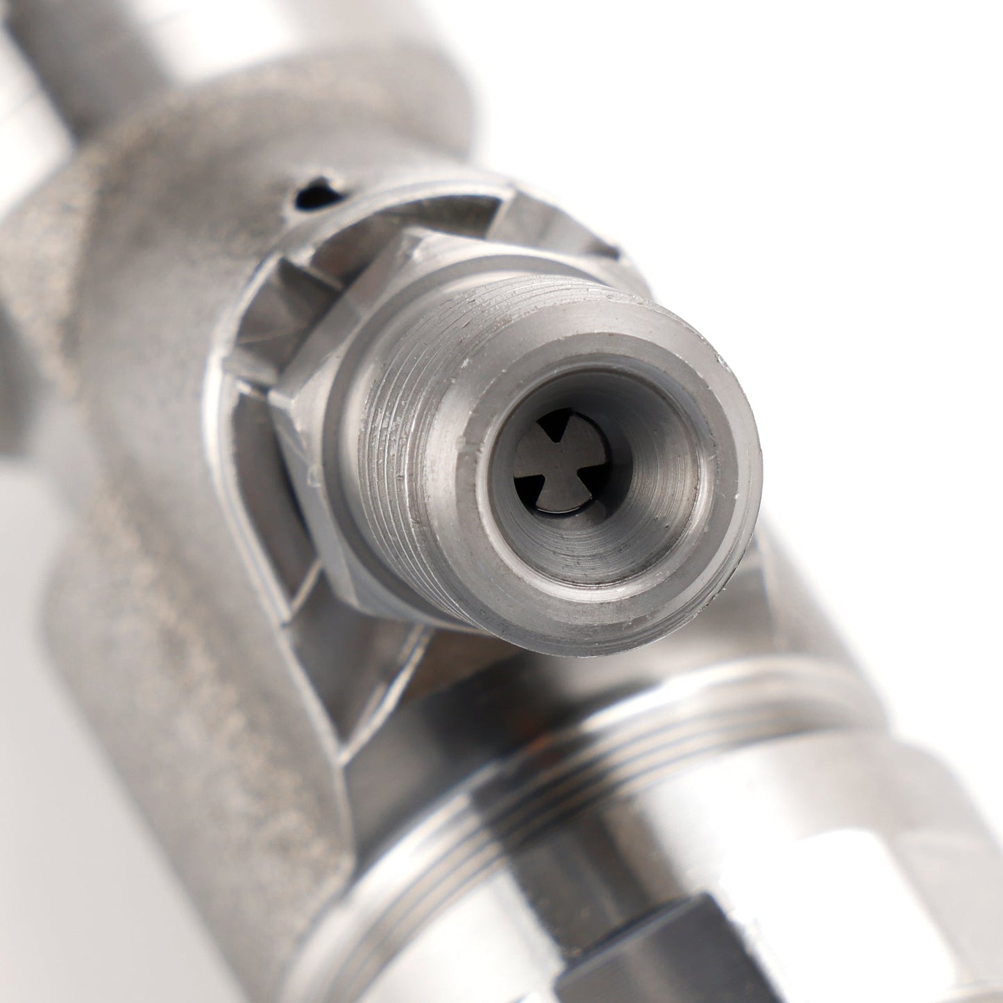 2004.5-2005 For Chevy SILVERADO 2500/3500 6.6L V8 LLY 8PCS Fuel Injector 0986435504 97303657 0445120027