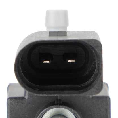 2010-2015 VW Touran 1.4TSI Turbo Solenoid Valve 03C906283B