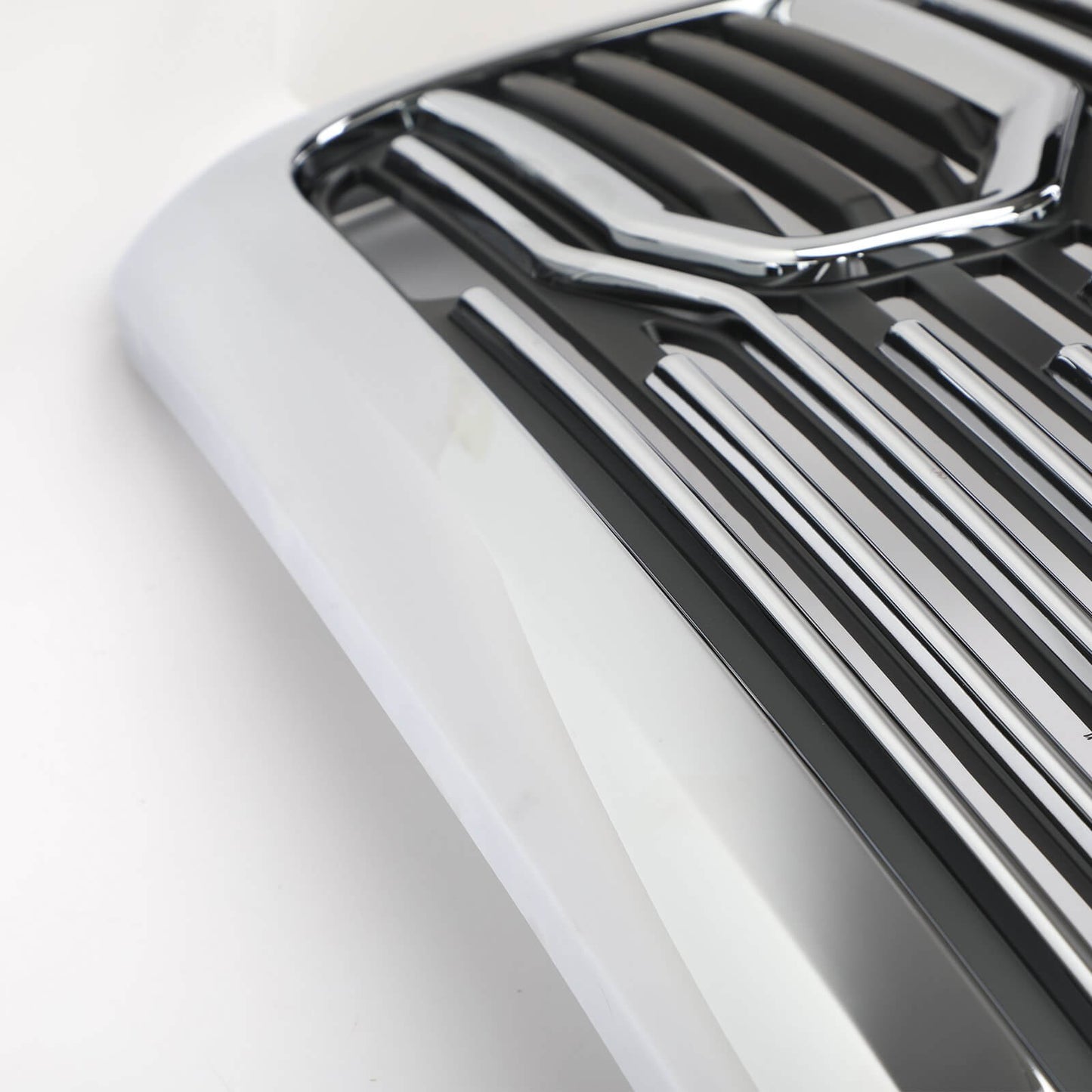 2010-2018 Ram 2500/3500 Big Horn Chrome Packaged Grille+Replacement Shell Generic