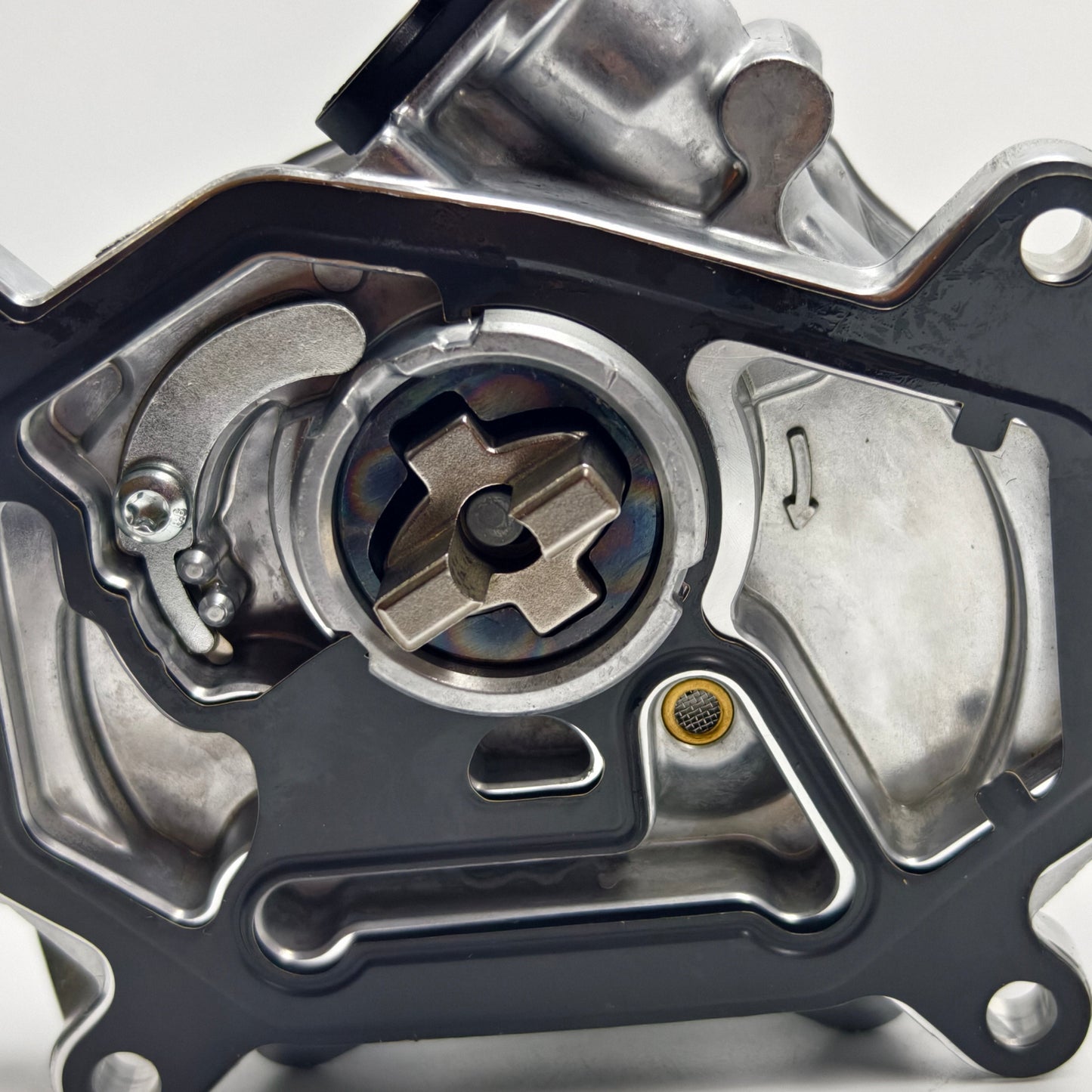 Pompe à vide de frein Mercedes Benz GLC300 2016-2019 2701800901 2701800100