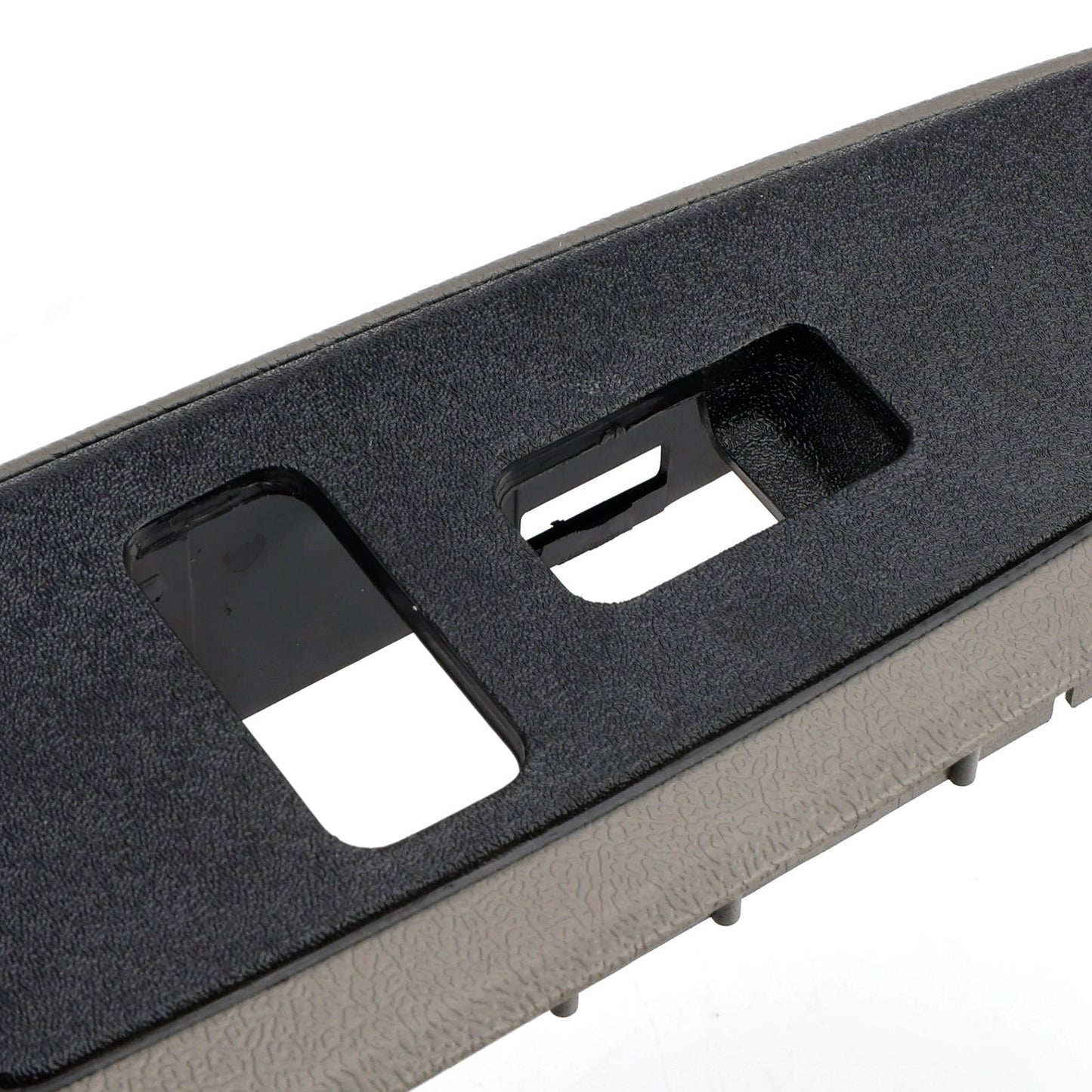 2003-2007 Chevrolet Silverado 1500 2500 3500 Front Tan Window Switch Trim Bezel 89045119 89045129