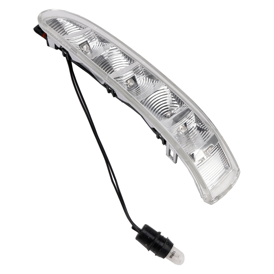 2003-2006 CL500 A2208200521 Side Mirror Turn Signal Light