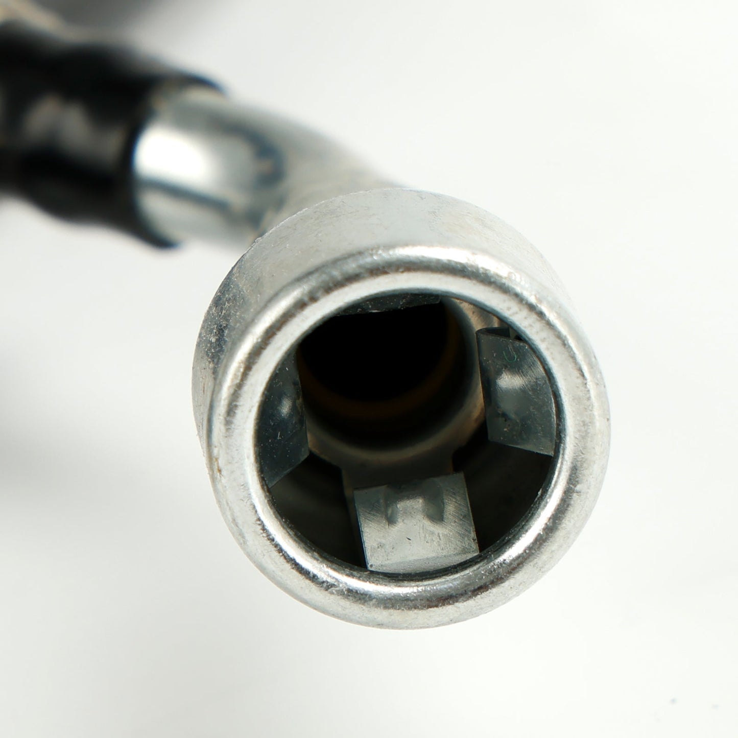 Jeep Grand Cherokee 1999-2004 : ensemble de conduites de carburant de pompe à filtre FL-FG0918 68202490A