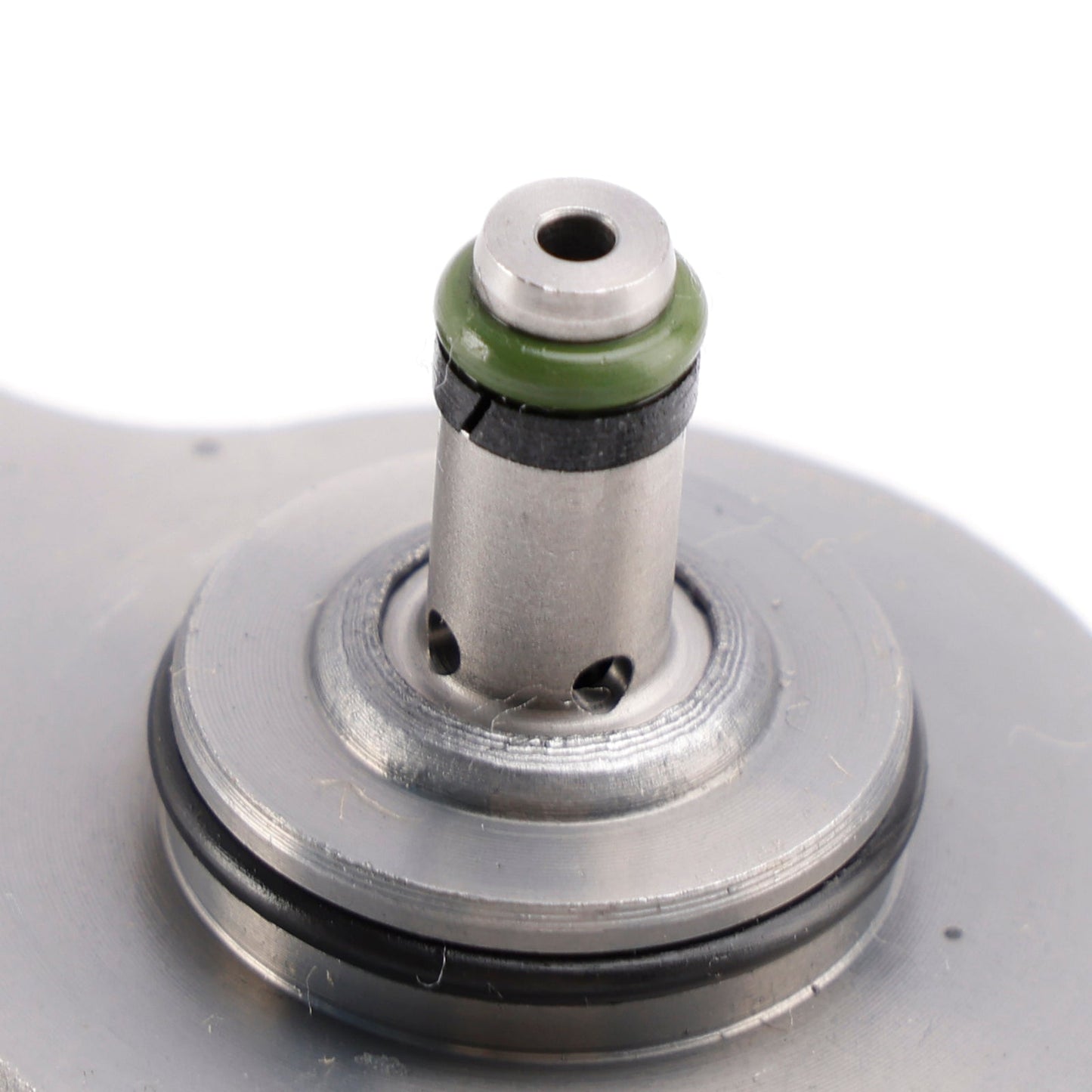 12.2000-02.2007 Mercedes-Benz Classe C C270 CDI Soupape de limitation de pression de rampe d'injection 0281002241 A6110780149