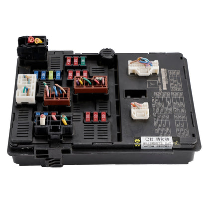 Nissan Versa 1.6L 2013-2019 284B7-1HR0C Engine Fuse Box Power Control Module